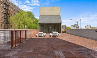 Highbridge Hotel - Housity