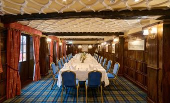 The Atherstone Red Lion Hotel - Housity