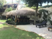 Essenza Hotel Отели в г. 