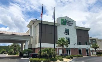 Holiday Inn Express & Suites Jacksonville North-Fernandina