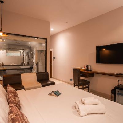 Private Suite with Bathroom Zostel Mumbai Promo Code