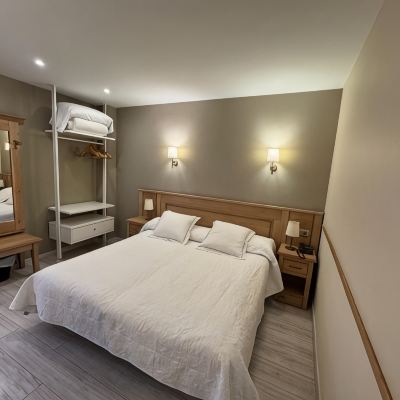 Premium Twin Room A Boira Promo Code