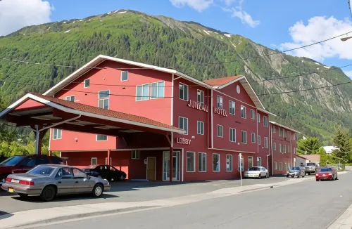 Juneau Hotel