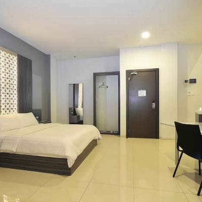 Executive Double Room Studio Inn & Suites Promo Code