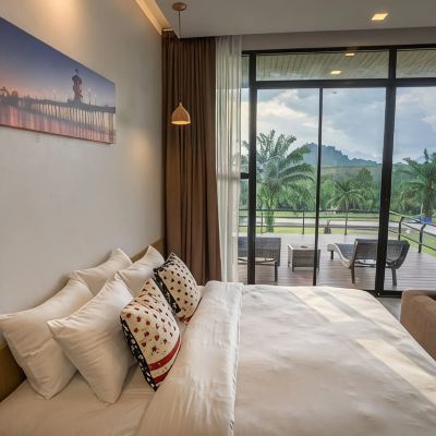 Deluxe Room with Pool Access and Balcony Belong Jin the DAM Resort Promo Code