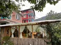 Yolo Social - the Social House & Cowork - Manali