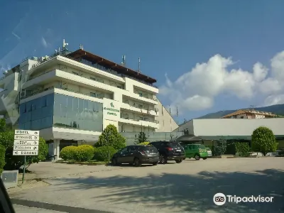 Canadian Hotel Hotels in 