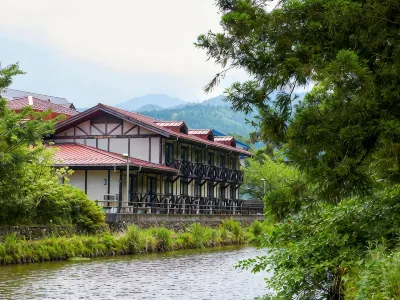Housenbou Lodge Hotéis em 