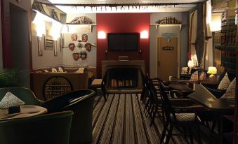 The Fountain Inn - Housity