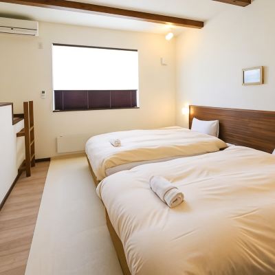 Six-Bedroom House Tsuru Apartments Promo Code