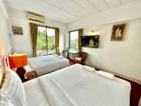 Mango Lagoon Place