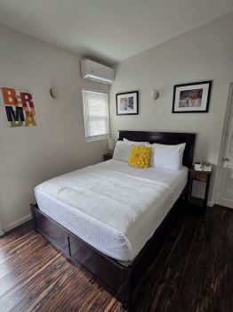 Cozy Gombey Cottage
