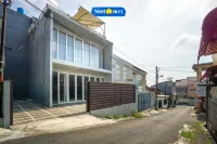 Villa Rengganis Batu  "Rooftop Mount View" Hotels in 