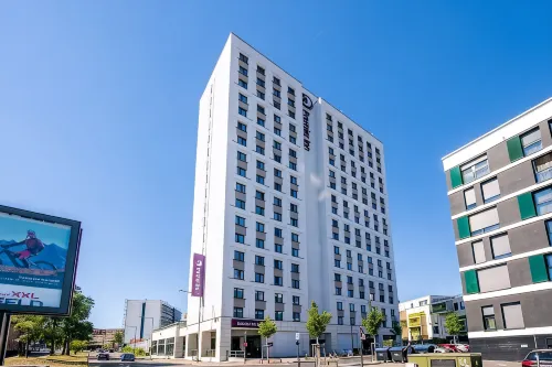 Premier Inn Koln City Sud