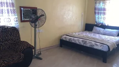 モラディス オニモバ ホテル のホテル
