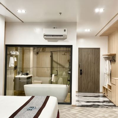 VIP King Room B.O.B Hotel Promo Code
