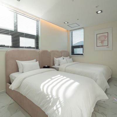 루프탑 풀빌라 A (겨울에는 미지근한 물 없음) 여수 블루망고 풀빌라 앤 리조트 쿠폰