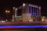 假日賈贊酒店 酒店