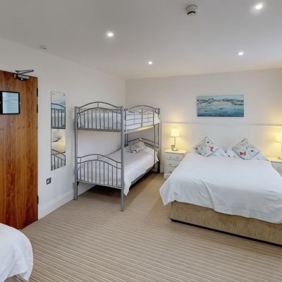 Family Room Ommaroo Hotel Promo Code