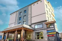 Hotel the Grand Ladhukara
