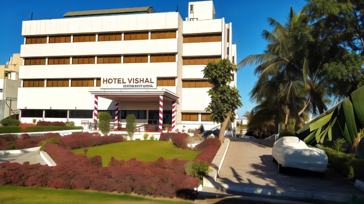 Hotel Vishal International Exterior