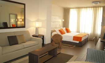 Eco Alcala Suites