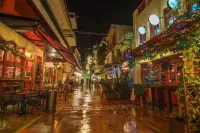 Erika's Oasis - Stylish Gem Inthe Heart of History