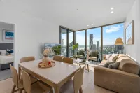 Broadbeach Ocean View Luxury Residences - The Signature