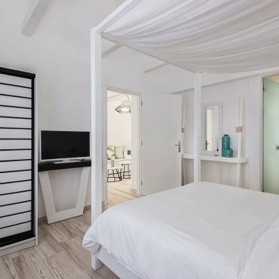 Basic Suite Smy Mediterranean White Santorini Promo Code