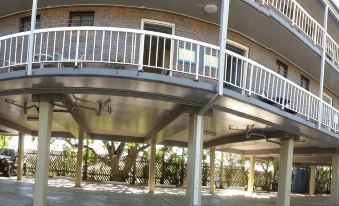 Holland Park Motel - Housity