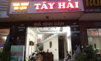 Tay Hai Hotel