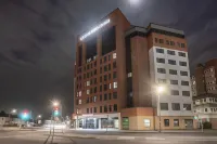 Leonardo Hotel Swindon Hotel di 