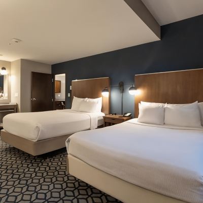 2 Queen Two Bedroom Suite Sofa Bed Niagara Riverside Resort, BW Premier Collection Promo Code