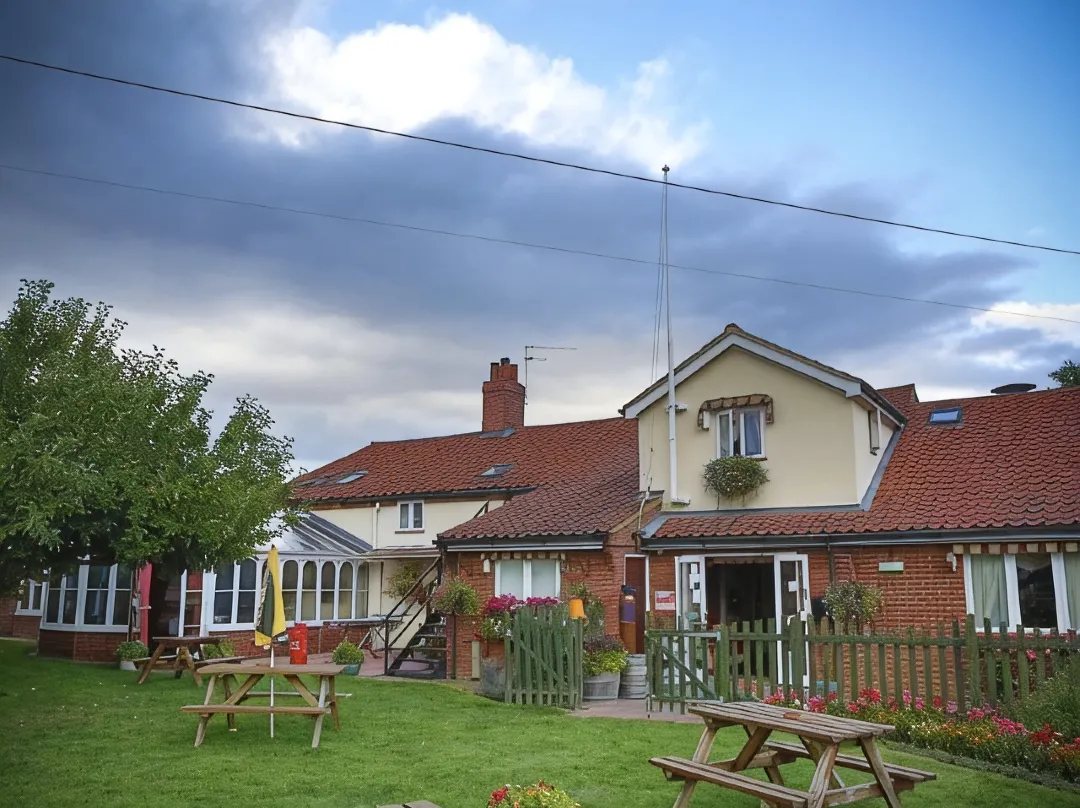 The Longham White Horse - Norfolk