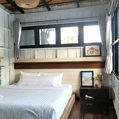 Deluxe Double Room Baan Mai Kradan Hostel Chiang Rai Promo Code