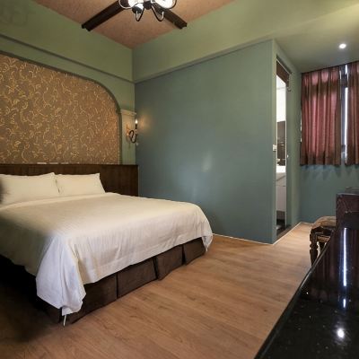 Economy Double Room Buckingham Palace Promo Code