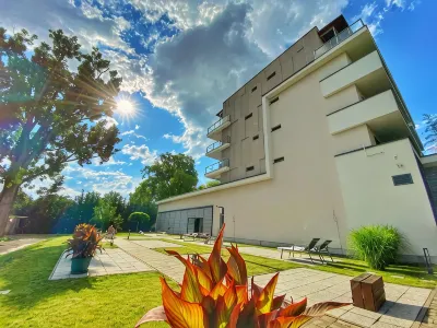 Imola Hotel Platan โรงแรมใน