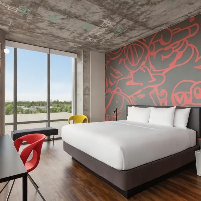 特大床房（禁煙） 邁阿密機場麗笙紅標酒店優惠