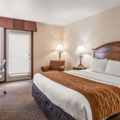 King Room The Kathryn Riverfront Inn, Ascend Hotel Collection Promo Code