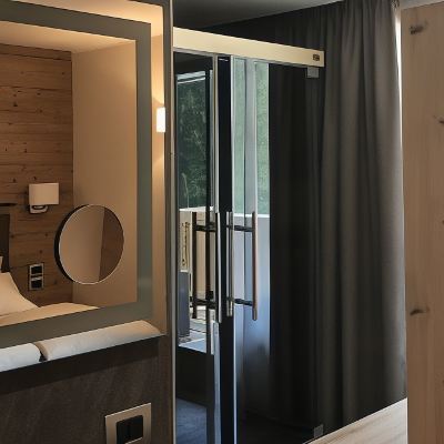 Suite with Sauna