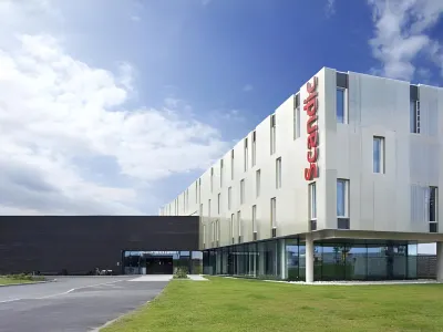 Scandic Oslo Airport Hoteles en 
