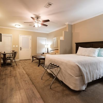 One-Bedroom Suite Goulding's Lodge Promo Code