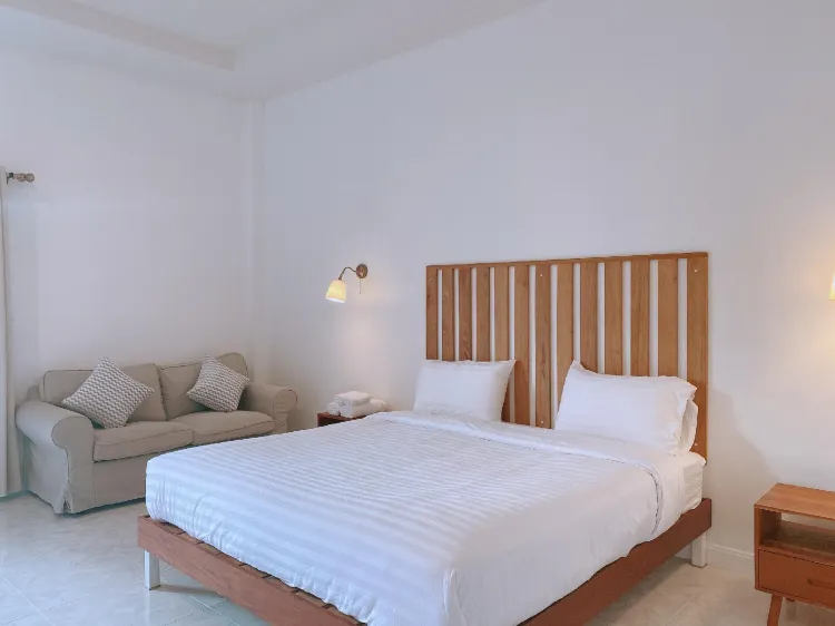 ห้องดีลักซ์ พร้อมระเบียง