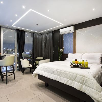Suite with Hot Tub Haven Promo Code