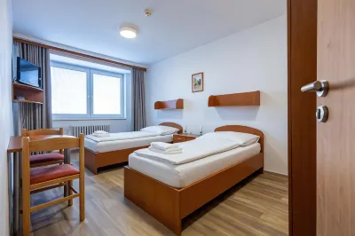 Hotel Garni VŠB Отели в г. 