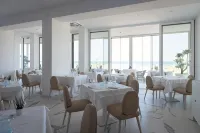 يونيكو هوتل كاورلي