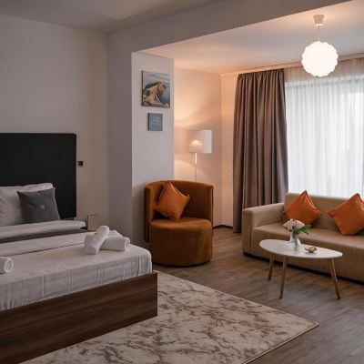 Family Room With Sofa Silver Mountain Promo Code