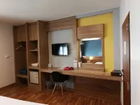 Asia Lampang Hotel