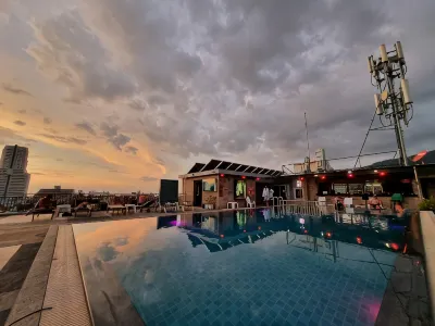 77 Patong Hotel & Spa Hotels in 