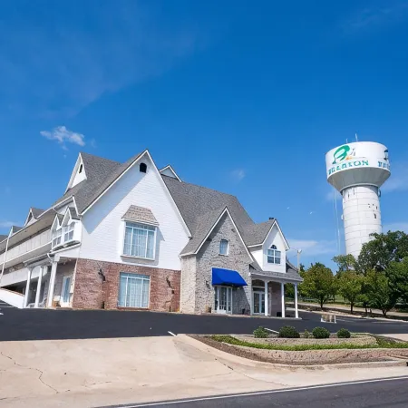 Seven Gables Inn